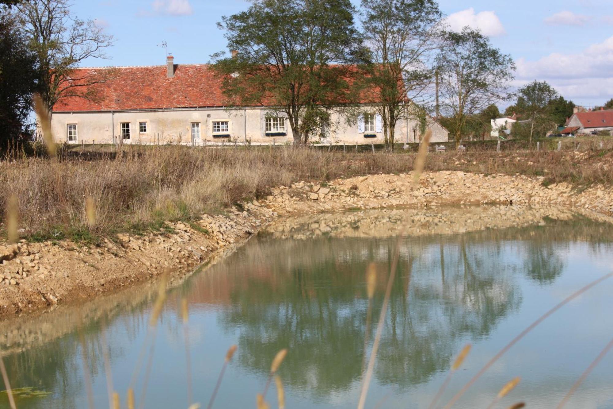Gite De La Maison Fort Vereaux Bagian luar foto